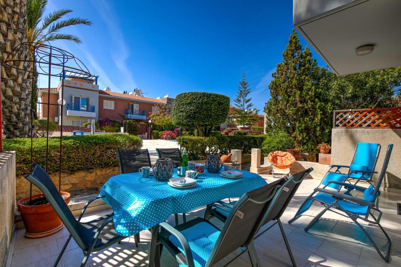 Antonia'S Palace Rooftop Jacuzzi Stunning View Pafos Dış mekan fotoğraf